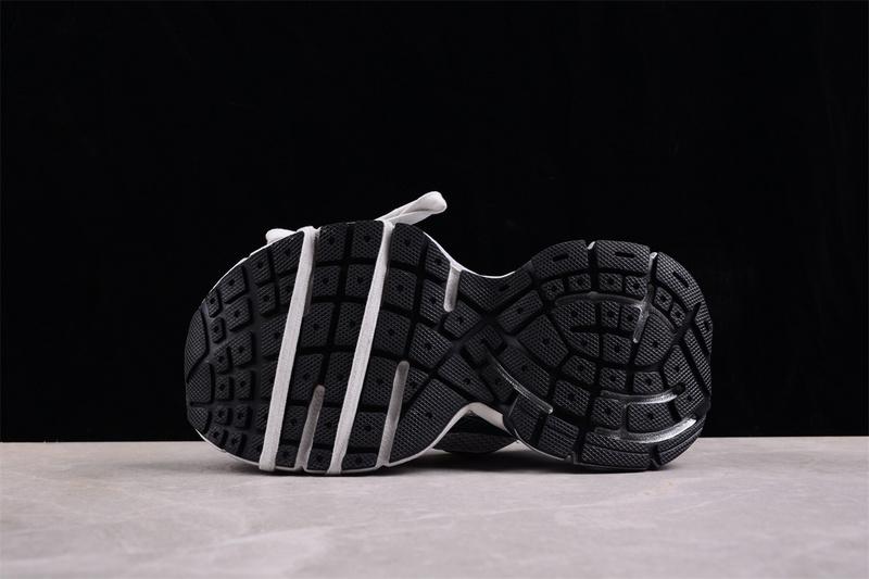 Balenciaga 3XL Sneaker "Worn-Out/White/Gray/Yellow" фото № 6