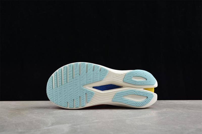 Hoka Mach X "Cerise Cloudless" фото № 4