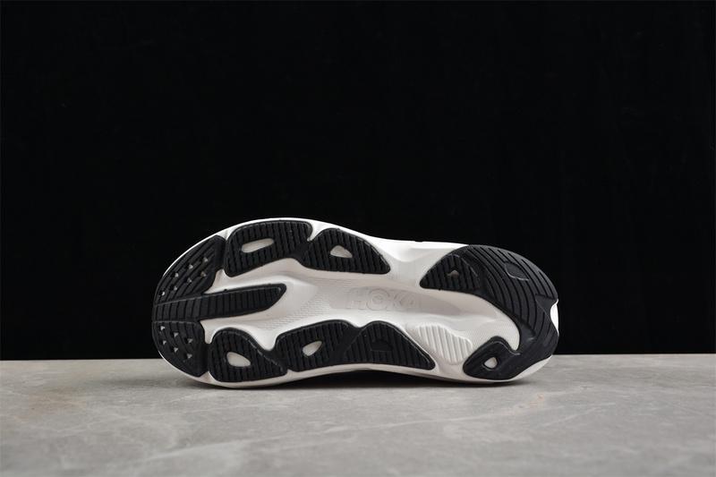 Hoka Skyflow "Black/White" фото № 4