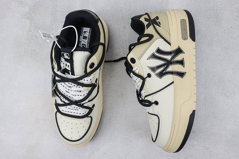 New York Yankees x MLB Chunky Liner Low "Grey/Beige/Black" фото № 6