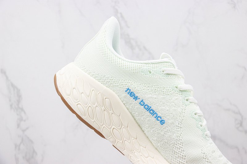 Blue Bottle Coffee x New Balance Fresh Foam X 1080v12 "White/Undyed Blue" фото № 3