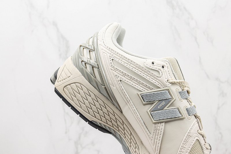 New Balance 1906R "Shadow Grey/Magnet Black" фото № 3