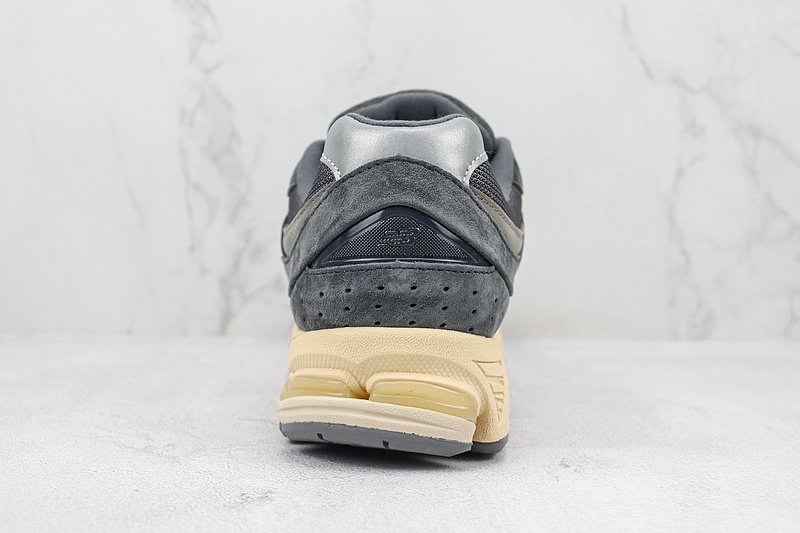 New Balance 2002R "Phantom" фото № 9