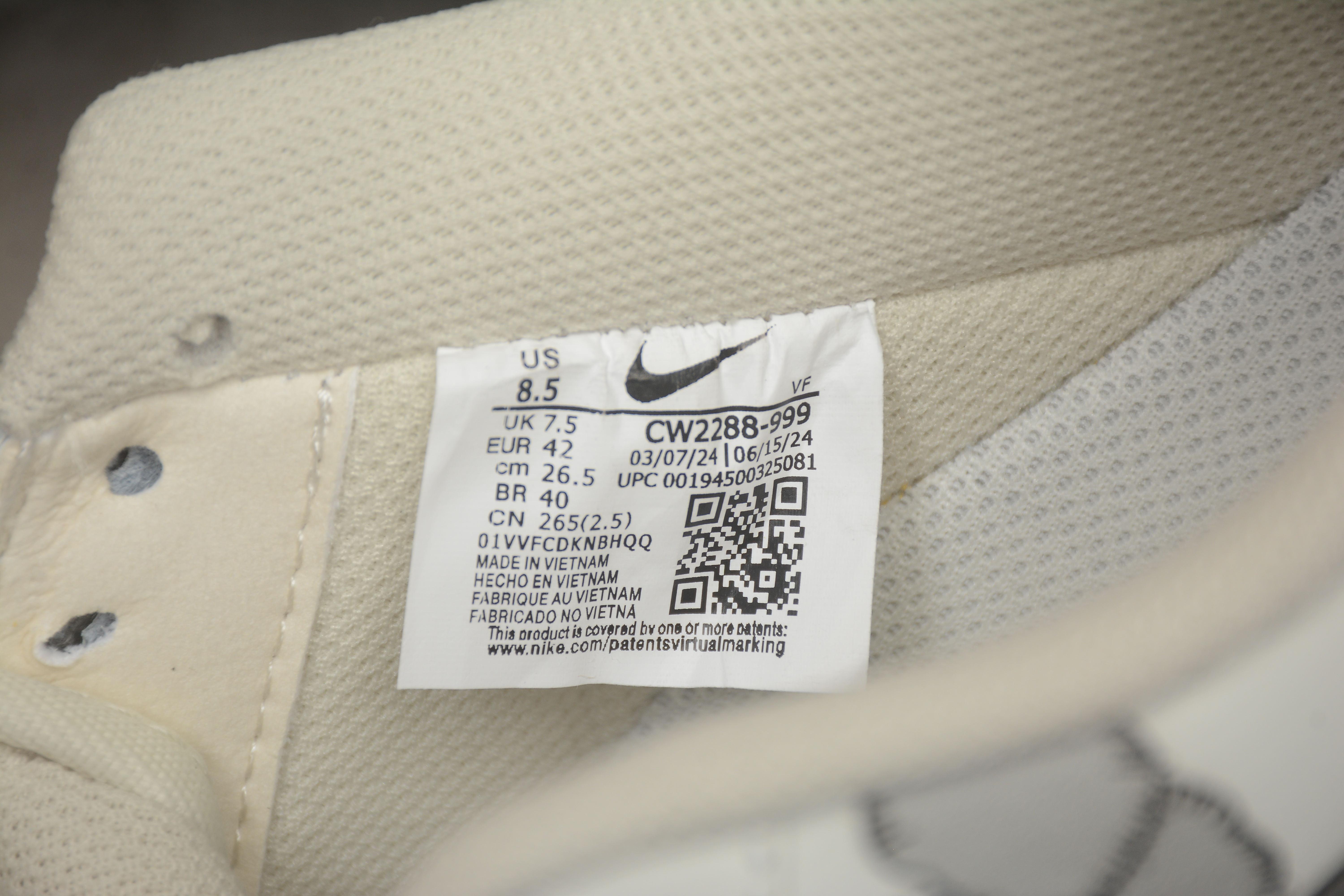 Kaws x Nike Air Force 1 Low "White/Grey" фото № 9