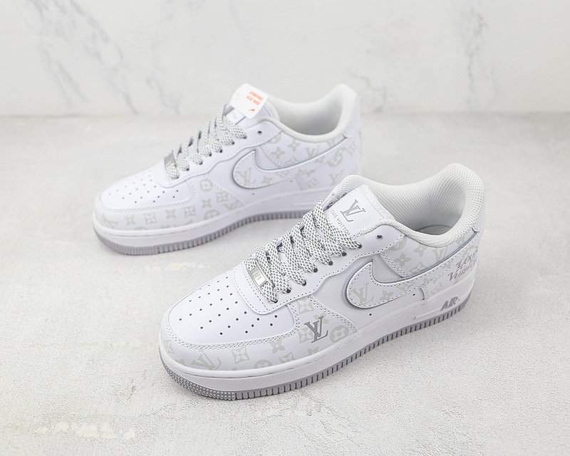 Louis Vuitton x Nike Air Force 1 Low "White/Grey" фото № 5