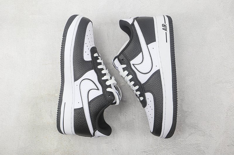 Nike Air Force 1 Low "Panda" фото № 6