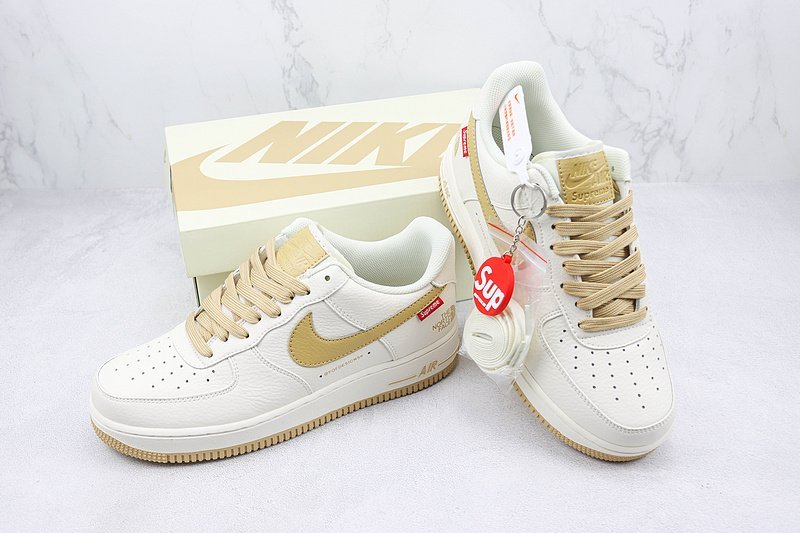 Supreme x Nike Air Force 1 Low "Cream/Beige Sail" фото № 7