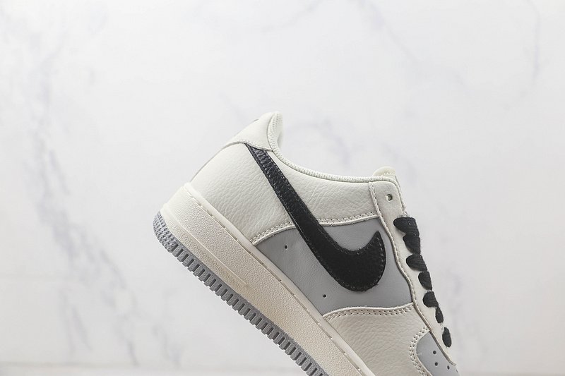Nike Air Force 1 07 Low "Grey/Black" фото № 3