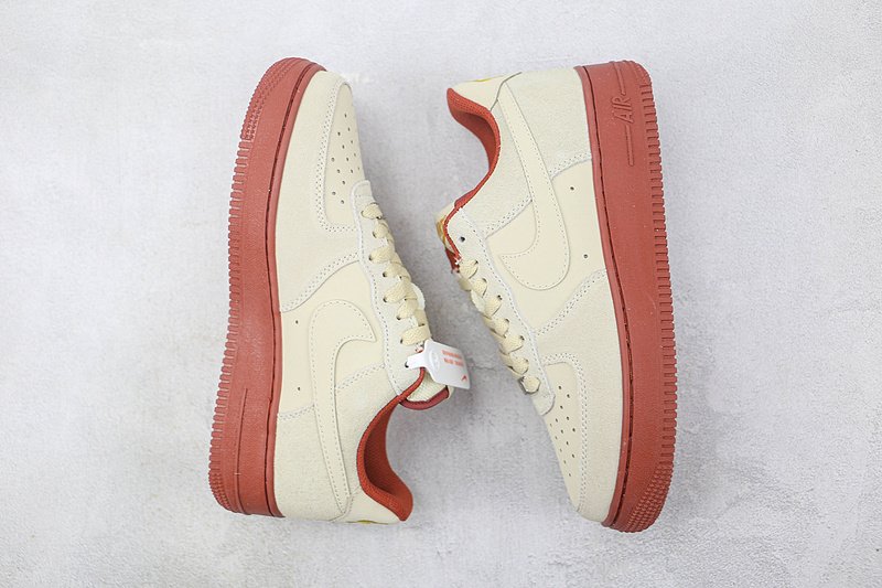 Nike Air Force 1 07 Low "SE Beige/White/Brown" фото № 6