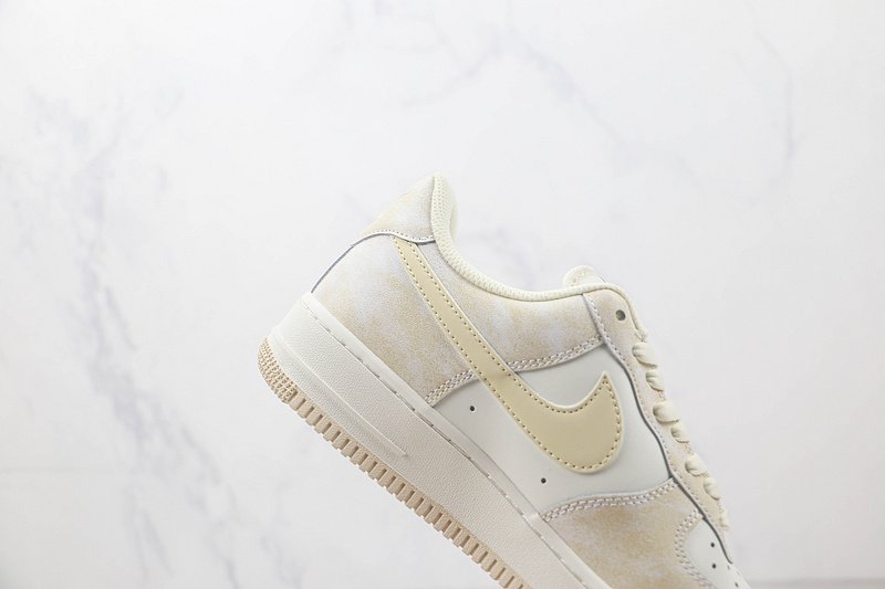 Nike Air Force 1 Low 07 "Rock Apricot" фото № 3