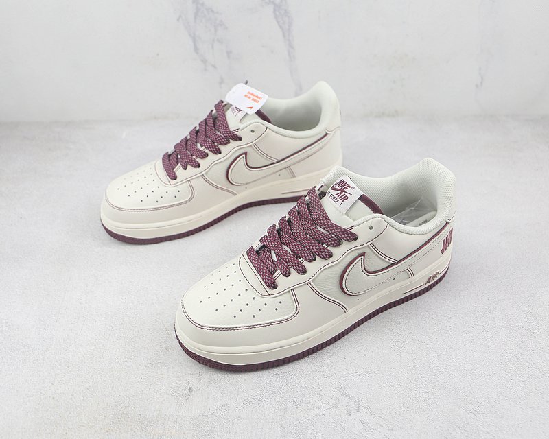Undefeated x Air Force 1 Low "Cream White/Burgundy" фото № 5