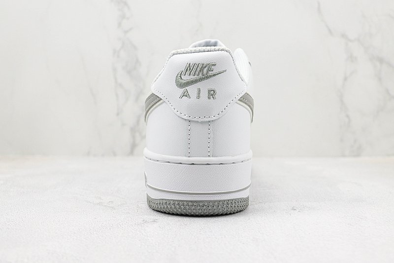 Nike Air Force 1 07 Low "White/Grey Swoosh" фото № 9