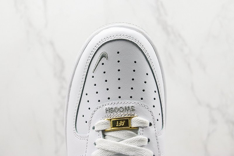 Nike Air Force 1 07 Low "White/Grey Swoosh" фото № 4