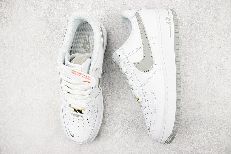 Nike Air Force 1 07 Low "White/Grey Swoosh" фото № 6