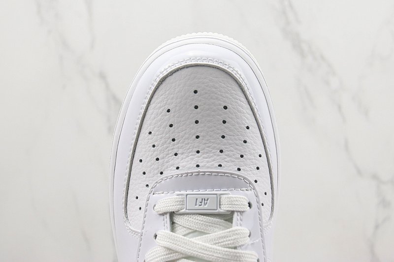 Nike Air Force 1 Low "White Pearlescent" фото № 4