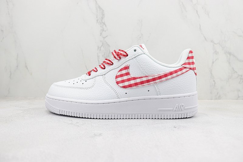 Nike Air Force 1 Low "Red Gingham" фото № 2