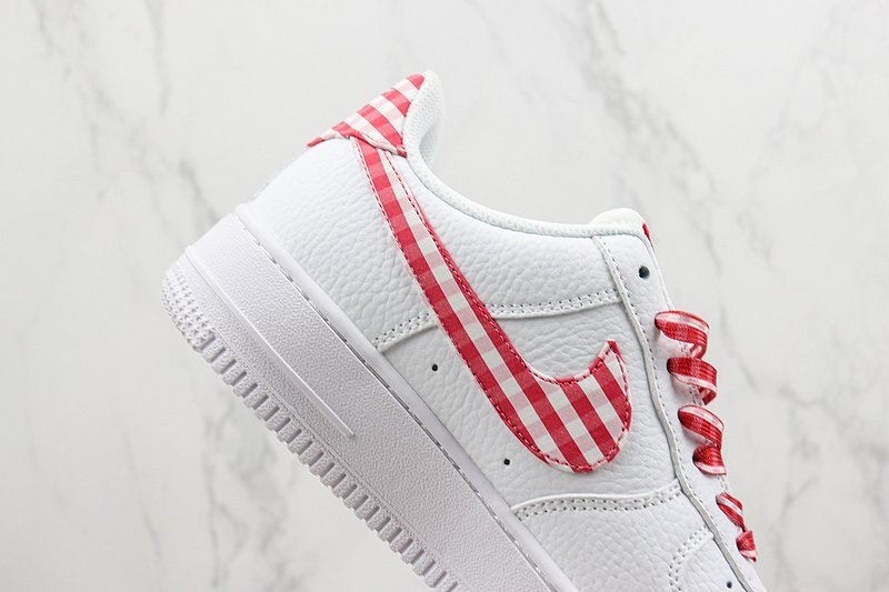 Nike Air Force 1 Low "Red Gingham" фото № 3
