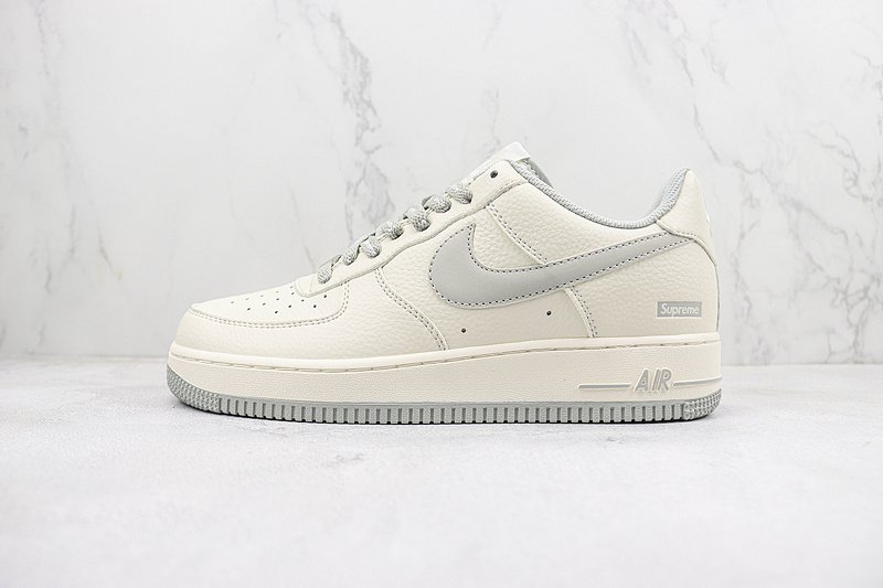 Supreme x Nike Air Force 1 Low "Milk White/Wolf Gray" фото № 2