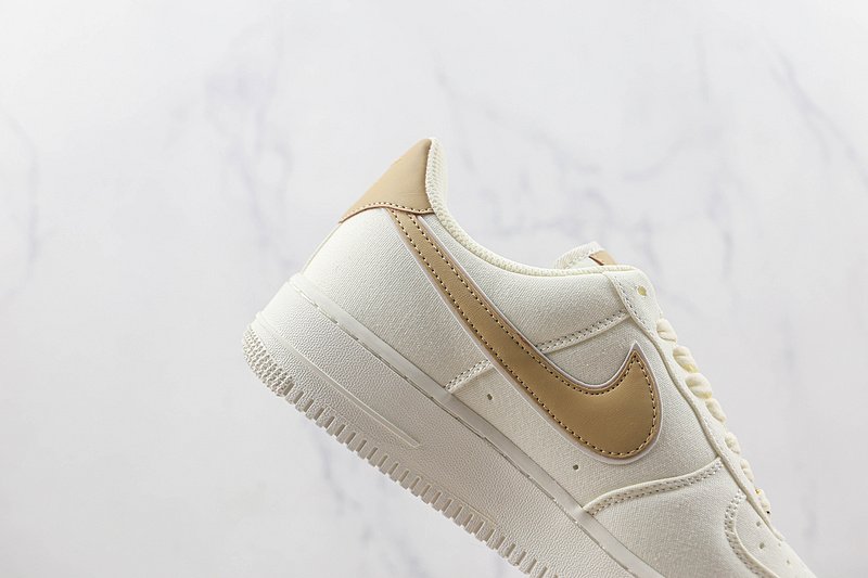 Nike Air Force 1 Low "Beige/Gold Swoosh" фото № 3