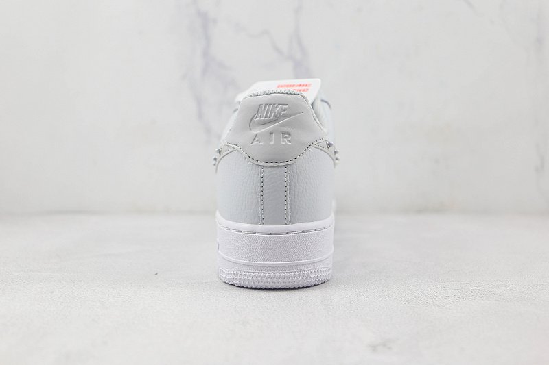 Nike Air Force 1 Low "Platinum/Pearl Swoosh" фото № 9