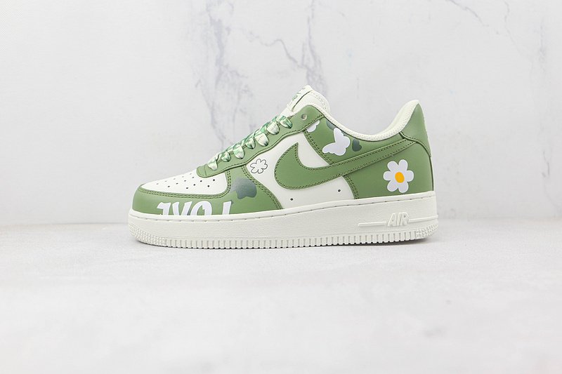 Nike Air Force 1 Low "Light Green/Love" фото № 2