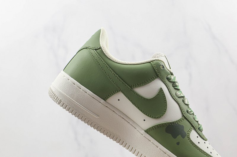 Nike Air Force 1 Low "Light Green/Love" фото № 3