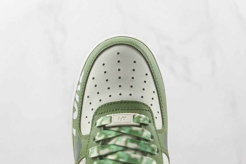 Nike Air Force 1 Low "Light Green/Love" фото № 4