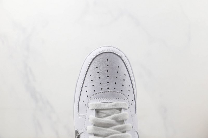 Nike Air Force 1 Low "Spray Paint/Swoosh" фото № 4