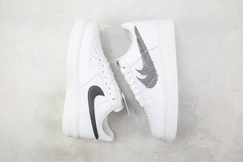 Nike Air Force 1 Low "Spray Paint/Swoosh" фото № 6