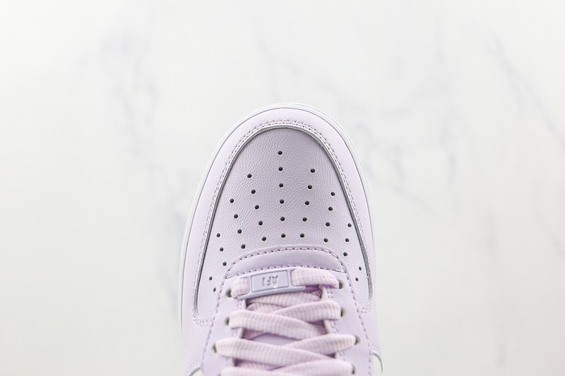 Nike Air Force 1 Low "Barely Grape" фото № 3