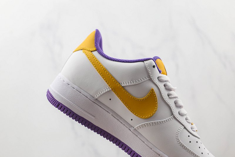 Nike Air Force 1 07 Low "Kobe" фото № 4