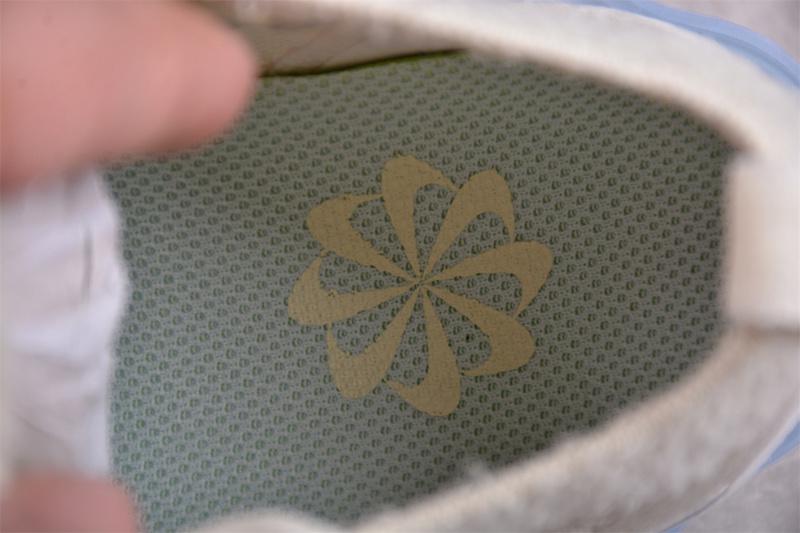 Nike Air Max Scorpion Flyknit "Coconut Milk" фото № 9