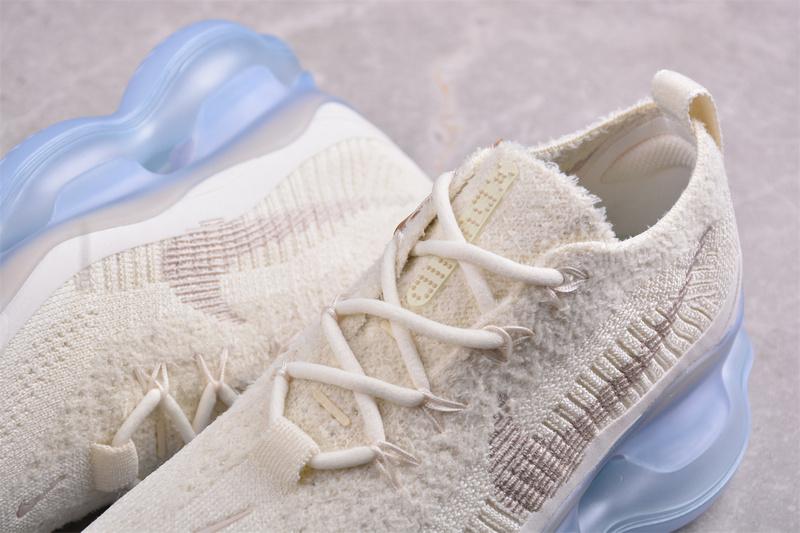 Nike Air Max Scorpion Flyknit "Coconut Milk" фото № 8