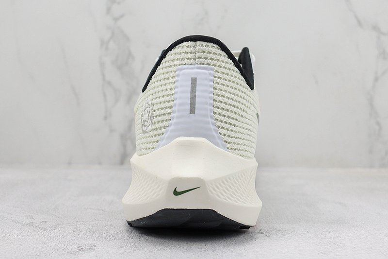 Nike Air Zoom Pegasus 40 "Multi-Color Swoosh/White" фото № 9