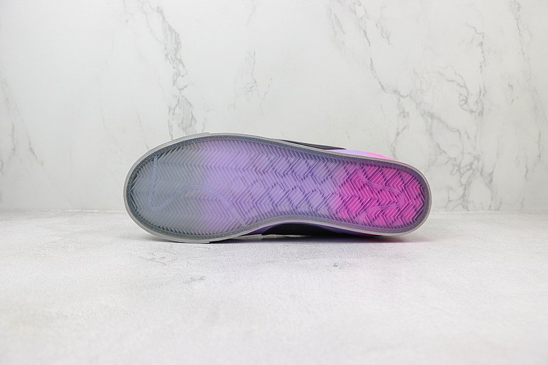 Off-White x Nike Blazer Mid "Queen" фото № 8