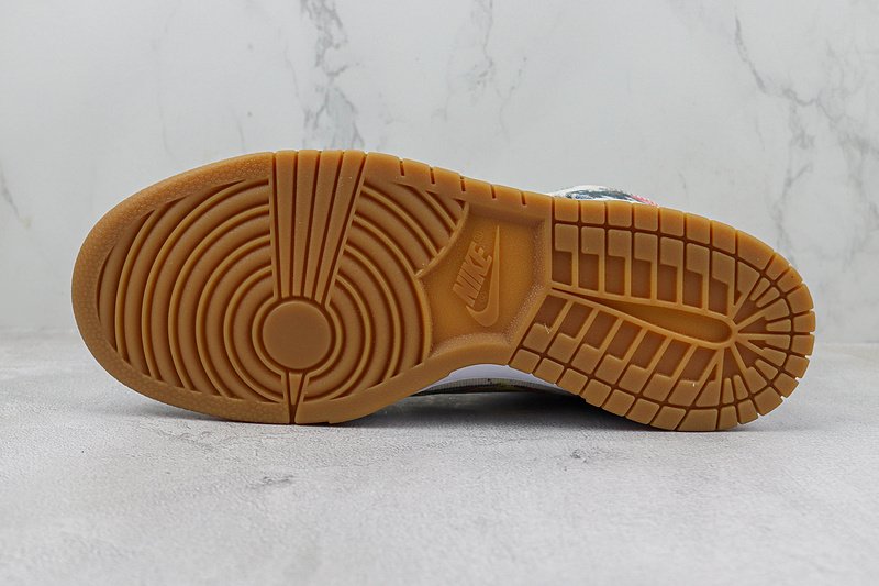 Supreme x Nike Dunk High "Rammellzee" фото № 8