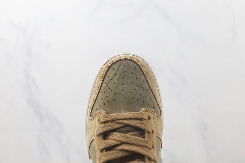 Otomo Katsuhiro x Nike SB Dunk Low "Yellow Green" фото № 3