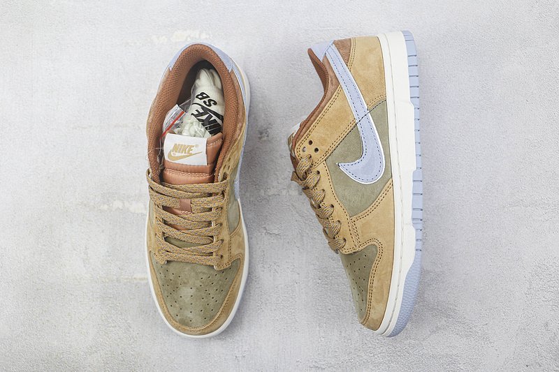 Otomo Katsuhiro x Nike SB Dunk Low "Yellow Green" фото № 6