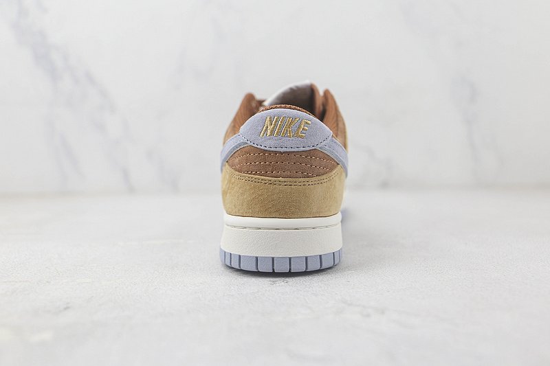 Otomo Katsuhiro x Nike SB Dunk Low "Yellow Green" фото № 8