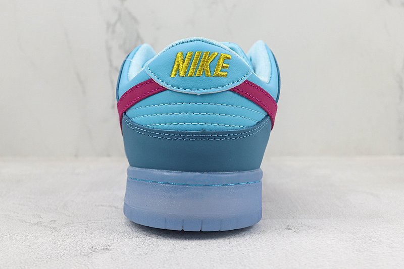 Nike SB Dunk Low «Run The Jewels» фото № 9