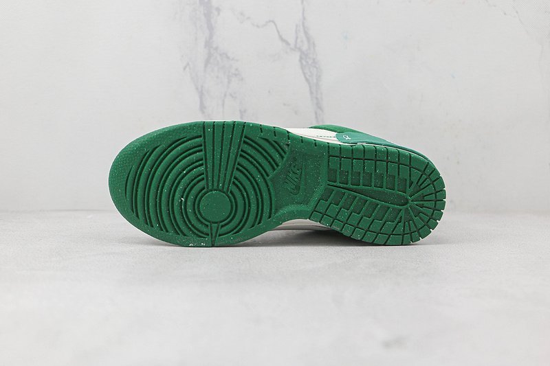 Nike Dunk Low Swoosh "Disrupt 2 Malachite" фото № 9