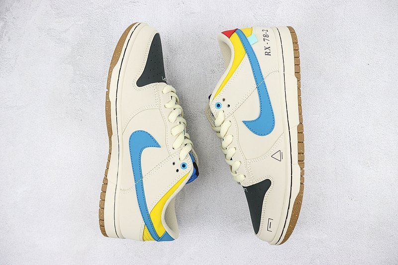 Otomo Katsuhiro x Nike SB Dunk Low "Black/Grey/Blue/Red" фото № 7