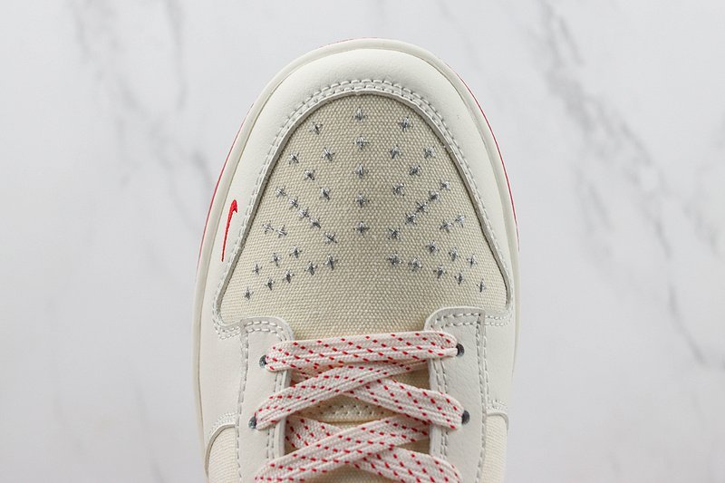Nike SB Dunk Low "Cream/Red" фото № 3