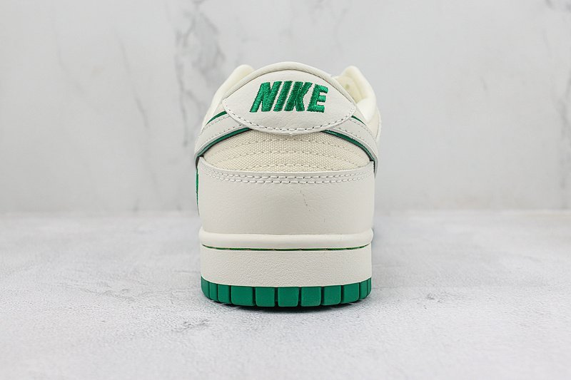 Traviis Scott x Nike Dunk Low "Green Canvas" фото № 9