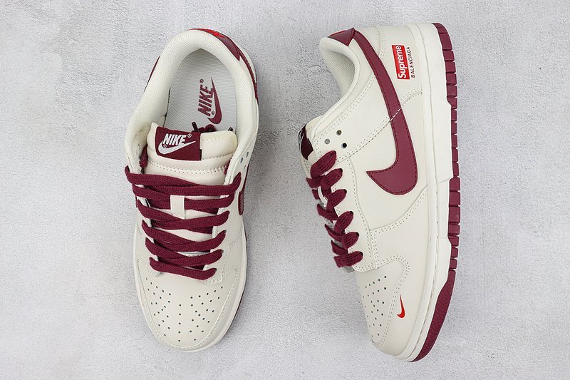 Supreme x Nike SB Dunk Low "White/Brown" фото № 7