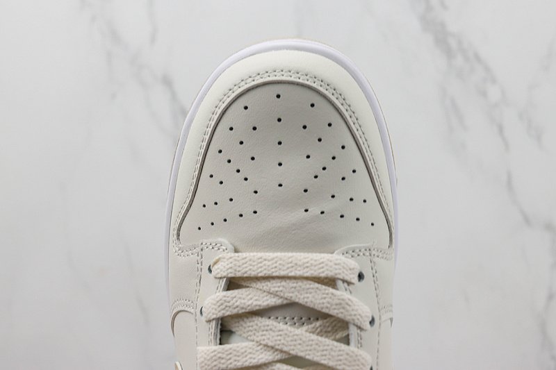 Nike Dunk Low "Sanddrift White" фото № 4