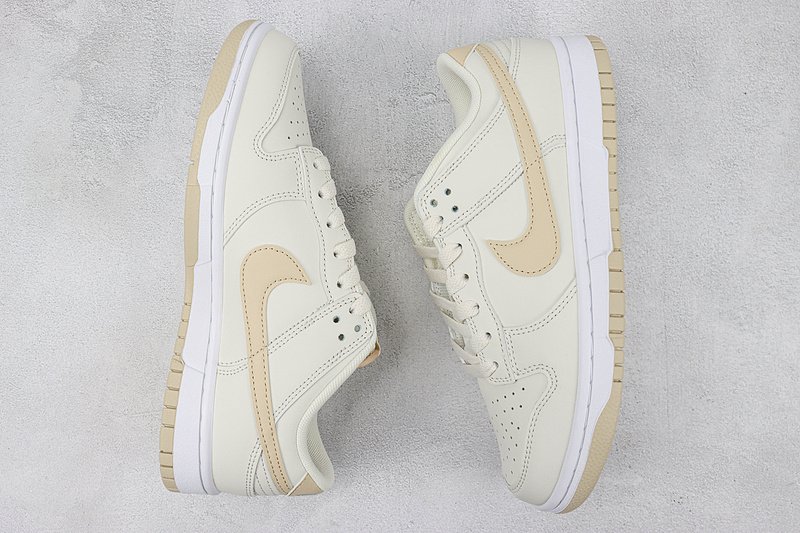 Nike Dunk Low "Sanddrift White" фото № 6