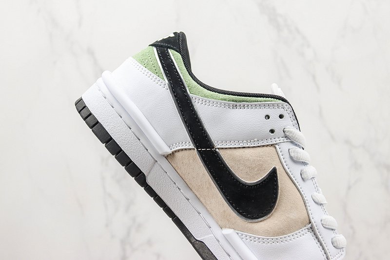 Otomo Katsuhiro x Nike SB Dunk Low "Steamboy OST/White" фото № 3