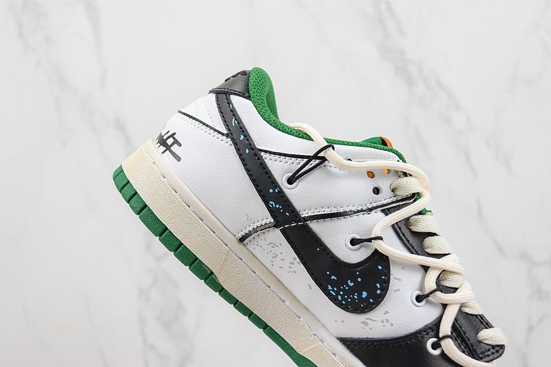 Nike Dunk Low "Hold Me Tight" фото № 3