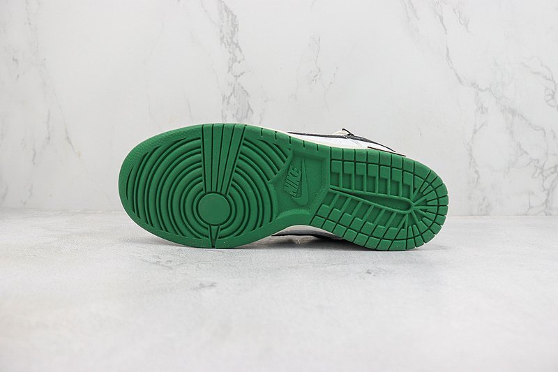 Nike Dunk Low "Hold Me Tight" фото № 8